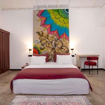 Hasthri Boutique Red Chalet In Ahangama With Pool Near Beach Extérieur photo