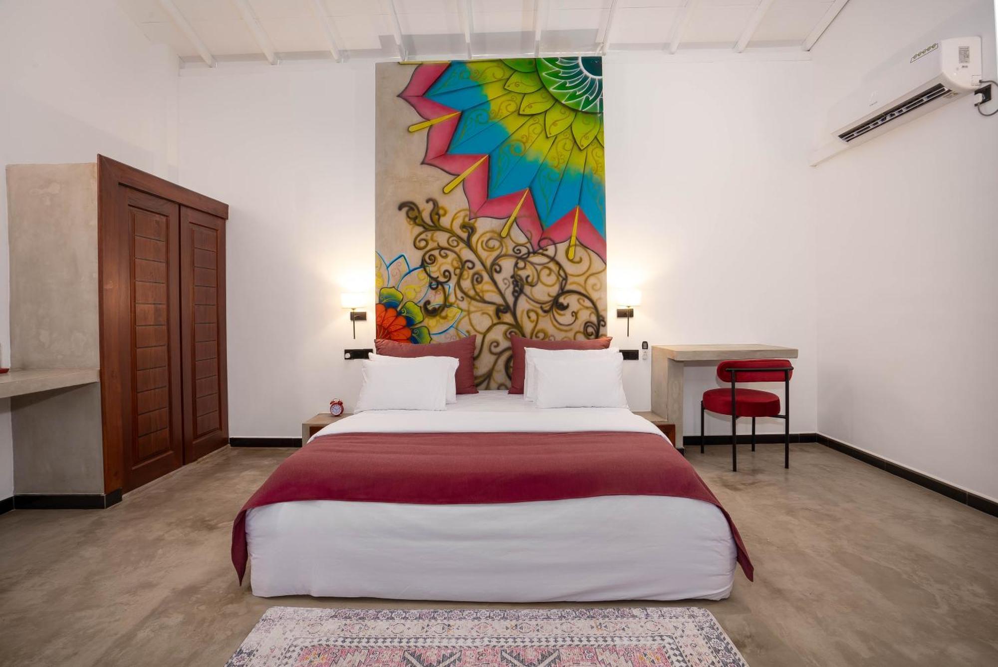 Hasthri Boutique Red Chalet In Ahangama With Pool Near Beach Extérieur photo